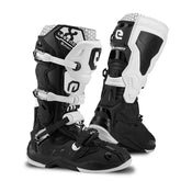 ELEVEIT MOTOBOOTS X LEGEND EVO, stivali moto offroad neri. Design robusto e antiscivolo.